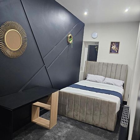 Springwood Villa Huddersfield Buitenkant foto