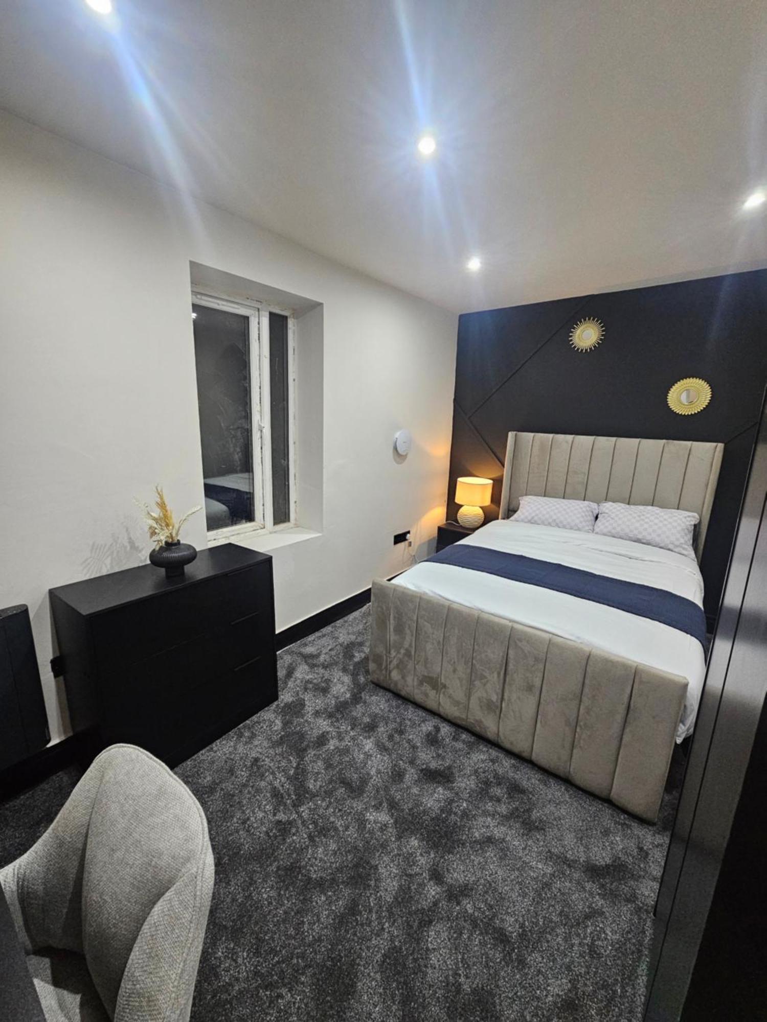 Springwood Villa Huddersfield Buitenkant foto